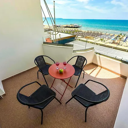 Palm & Ocean * Durrës